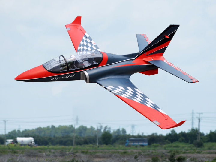 Black Horse Viper Jet MKII Turbine Jet 200cm ARF Röd i gruppen RADIOSTYRDA FLYG / Radiostyrda Flygplan hos Rynosx4 Hobbyshop AB (BH206-Red)
