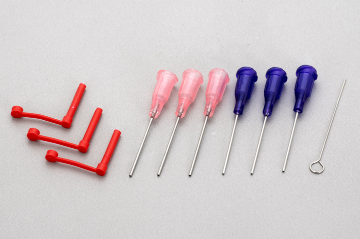 Deluxe materials Pin Point Applicator Doseringsset i gruppen Bygg & Verktyg / DELUXE MATERIALS / Lim hos Rynosx4 Hobbyshop AB (DL-AC28)