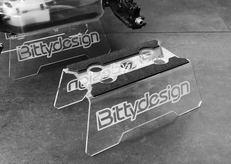 Bittydesign Bilställ 1/8 Buggy/Truggy Plast
