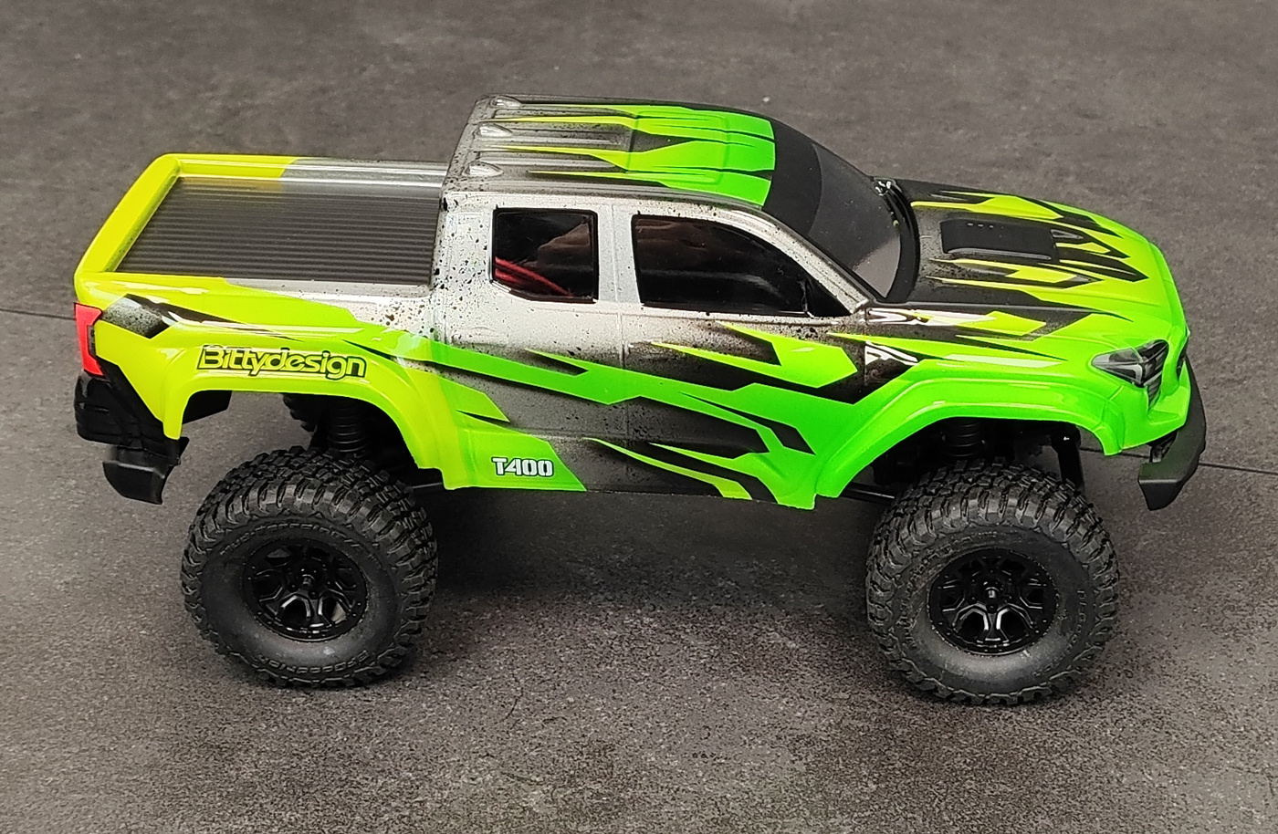 Bittydesign T-400 1/18 Kaross Traxxas TRX-4M (Omålad/Klippt)