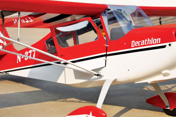 Black Horse Super Decathlon 2450mm 30-35cc Bensin ARF