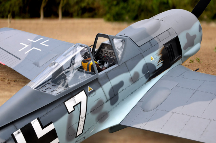 Black Horse Focke-Wulf FW 190A 120cc 2600mm GP/EP ARF