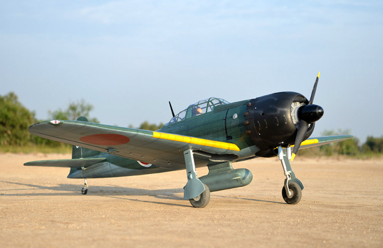 Black Horse A6M Zero 60cc Gas 2385mm med El-landställ ARF