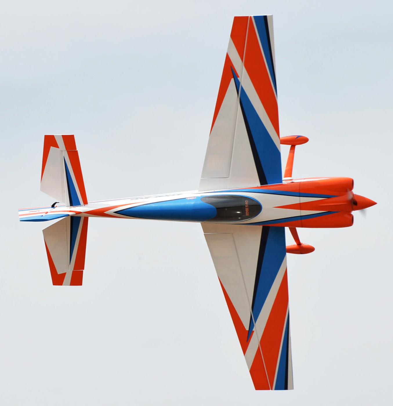 Black Horse EDGE 540 V3 120cc Gas 2642mm ARF