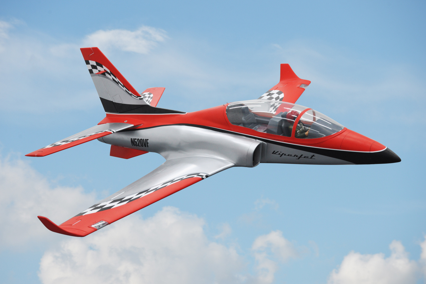 Black Horse Viper Jet MKII 1885mm EDF 120mm ARF Röd - Silver