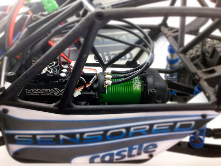 MAMBA X Sensor ESC 25,2V WP och 1406-6900KV Combo