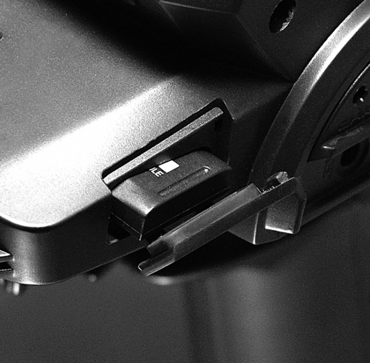 Futaba T4PM-Plus Rattradio T-FHSS, R304SB