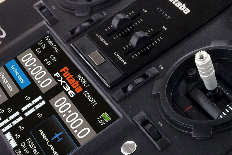 Futaba FX-36 Radio, R7208SB, utan batteri & laddare