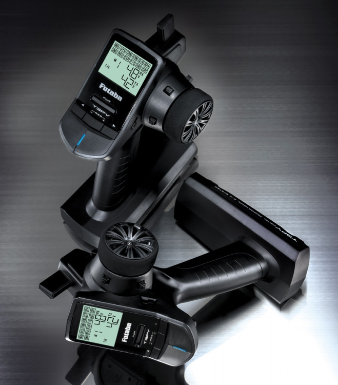 Futaba 3PV Rattradio/R203GF 2.4GHz S/T-FHSS