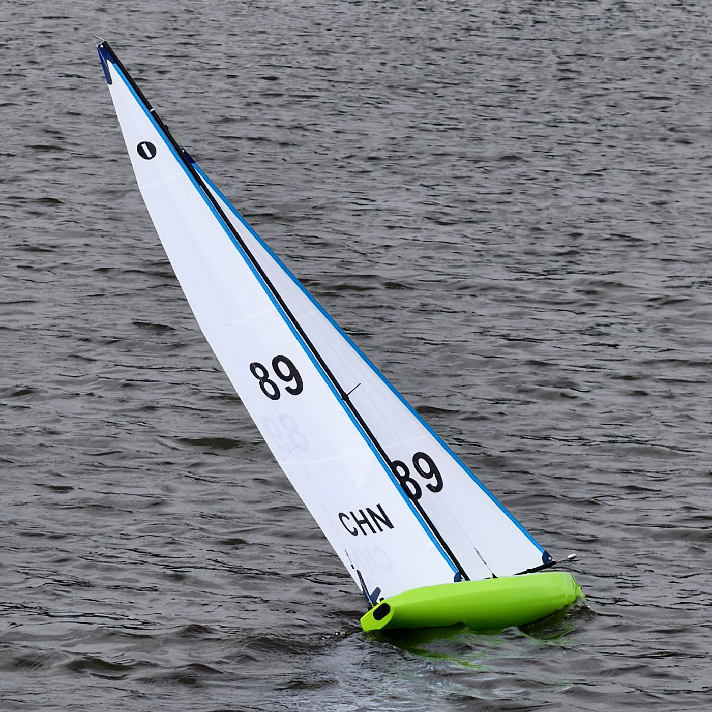 Joysway Segelbåt Mint IOM PNP Pearl Grön