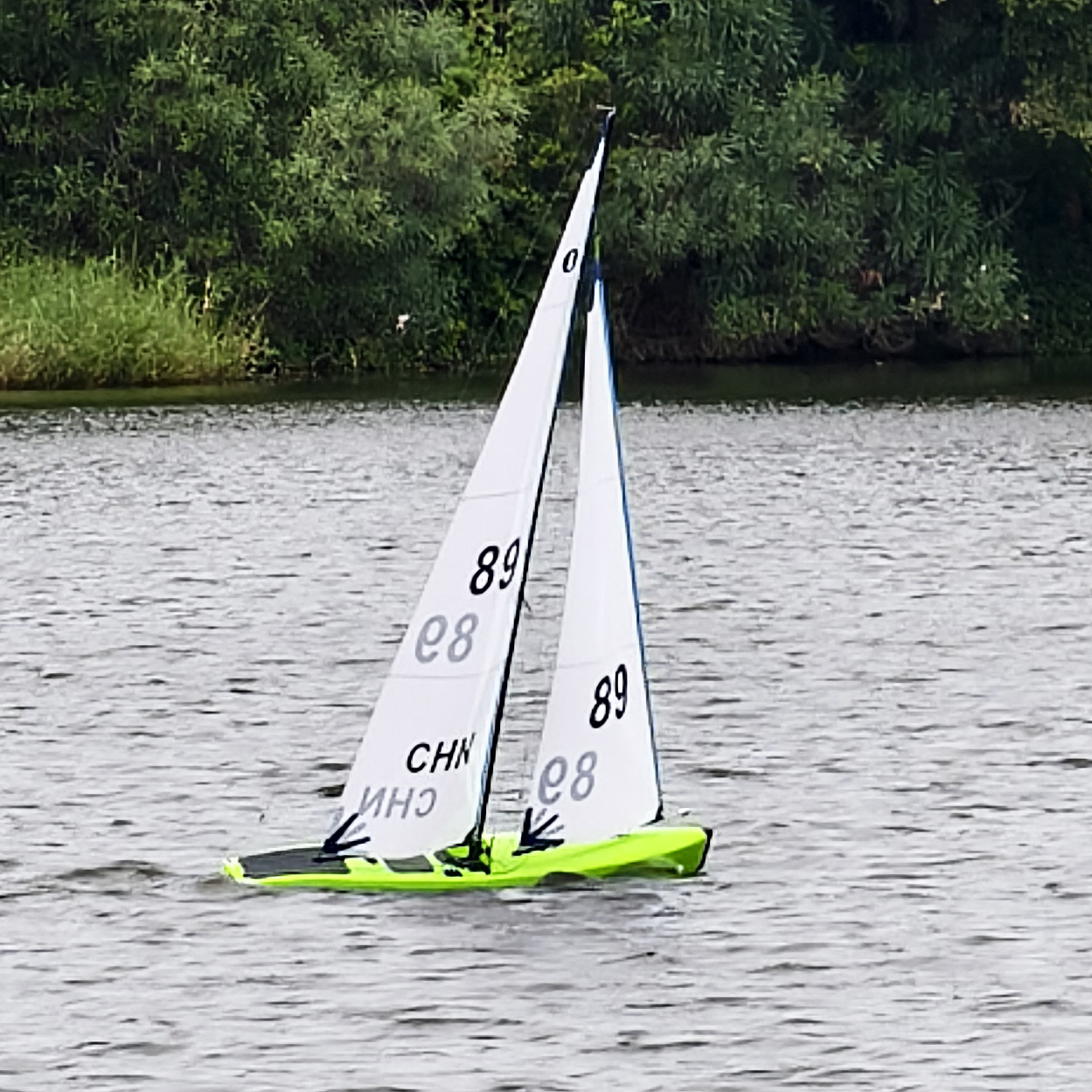 Joysway Segelbåt Mint IOM PNP Pearl Grön
