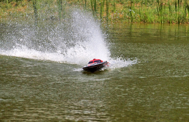 Joysway Alpha 1000 mm Borstlös V-båt ARTR Röd