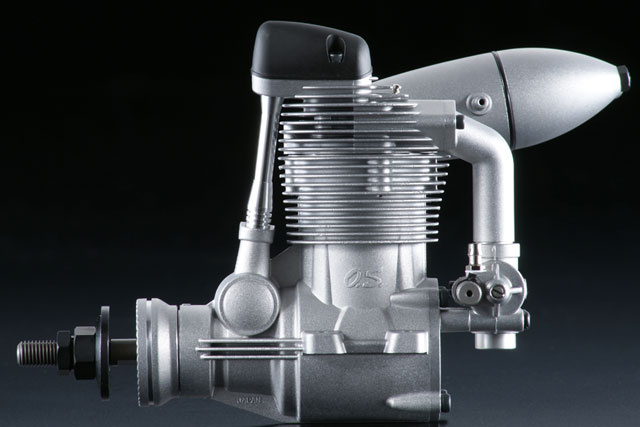 O.S. FS-95V 15.59cc 4-Takts Flygmotor med Ljuddämpare