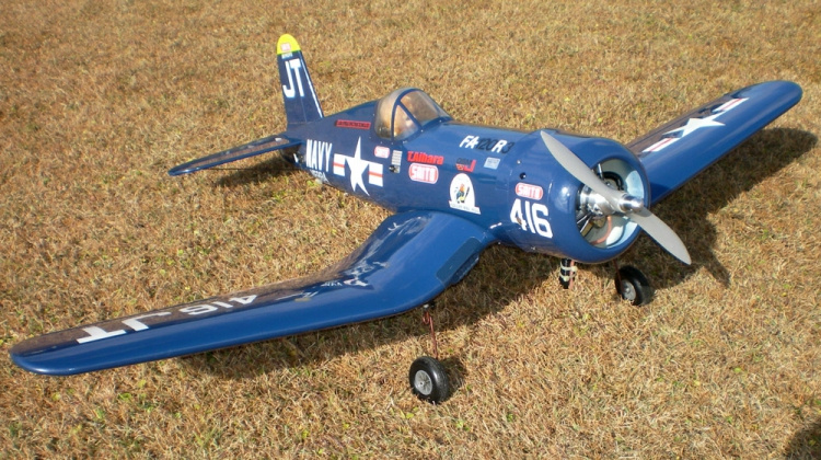 Saito FA-120R3 20cc 4-takts 3-cyl Stjärnmotor Metanol