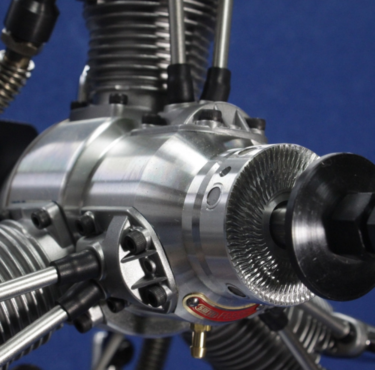 Saito FG-33R3 33cc 4-takts 3-cyl Stjärnmotor Bensin