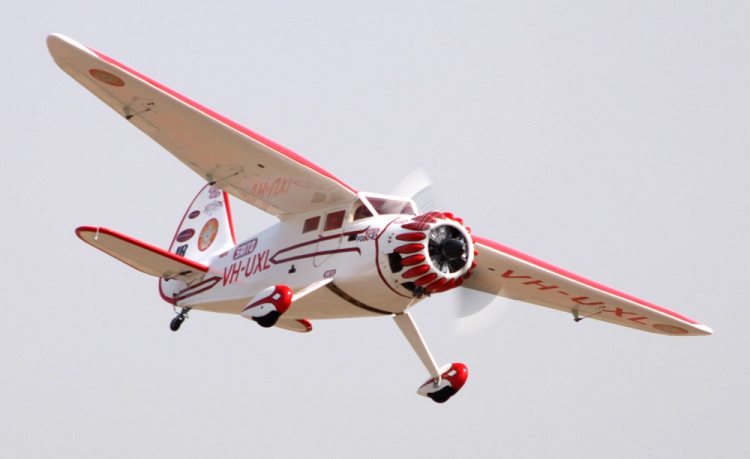 Saito FG-60R3 60cc 4-takts 3-cyl Stjärnmotor Bensin