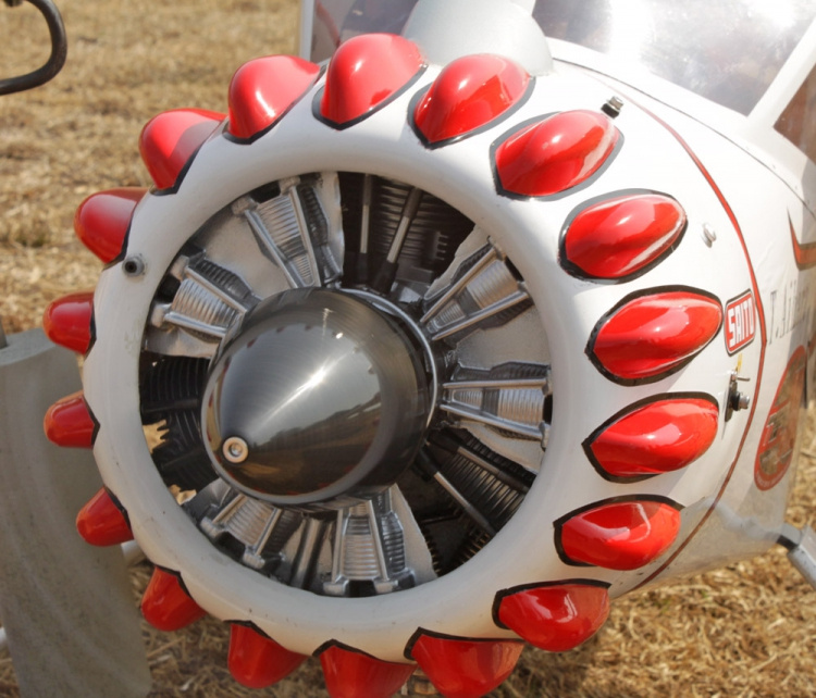 Saito FG-60R3 60cc 4-takts 3-cyl Stjärnmotor Bensin