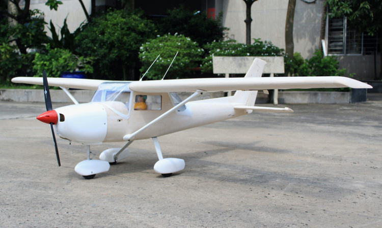 Seagull Cessna 152 Master Scale Edition Aerobat Byggsats 203cm