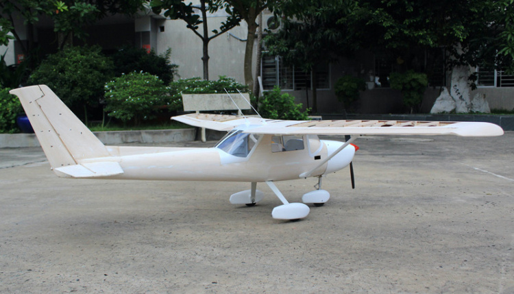 Seagull Cessna 152 Master Scale Edition Aerobat Byggsats 203cm