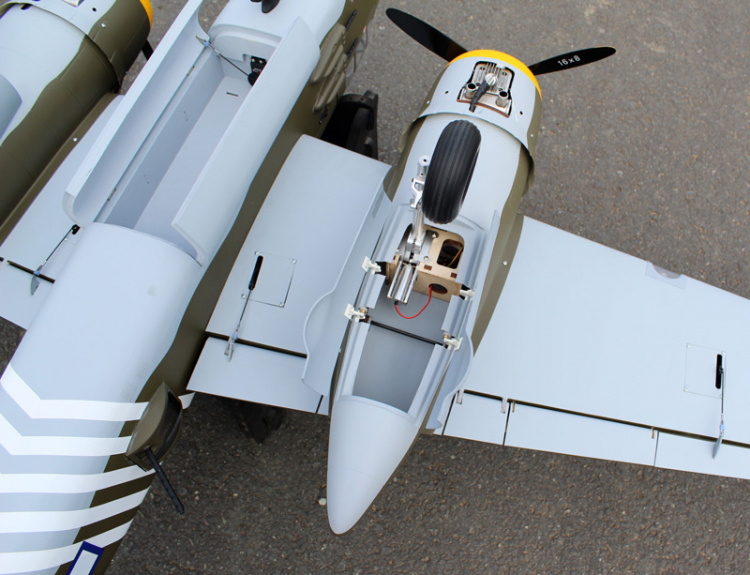 Seagull Mitchell B-25 20cc Gas med Infällbara Landställ ARF