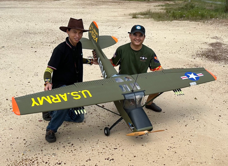 Seagull Cessna L-19A Old Dog New Trick 246cm 35-40cc Gas