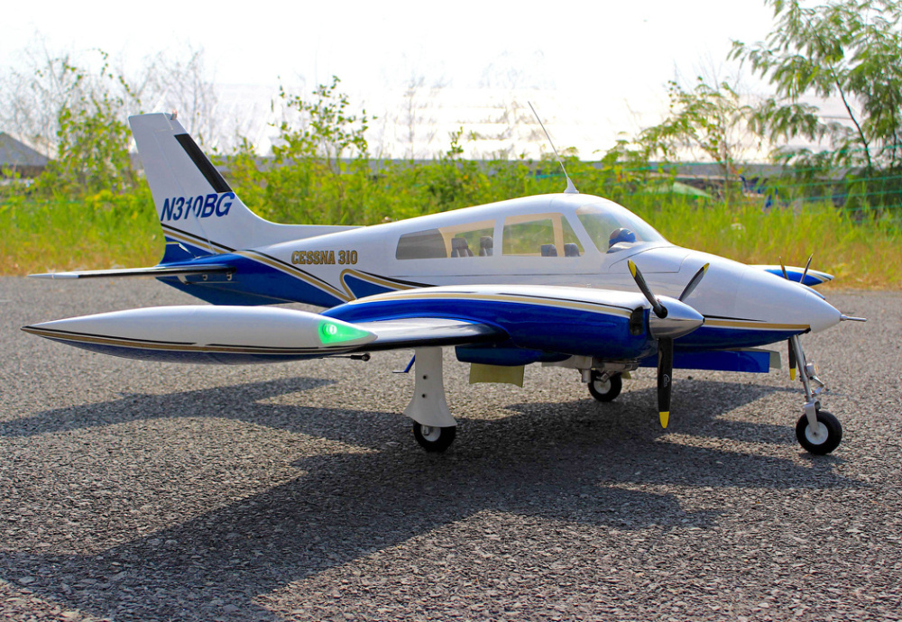 Seagull Giant Cessna 310 Twin Engine 15-20cc 2058mm ARF