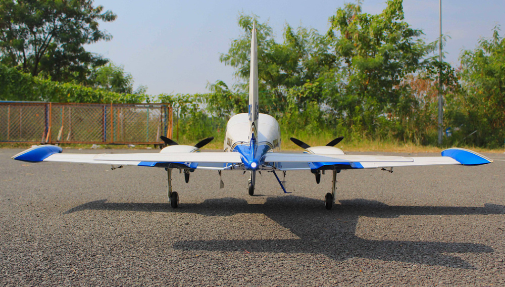 Seagull Giant Cessna 310 Twin Engine 15-20cc 2058mm ARF