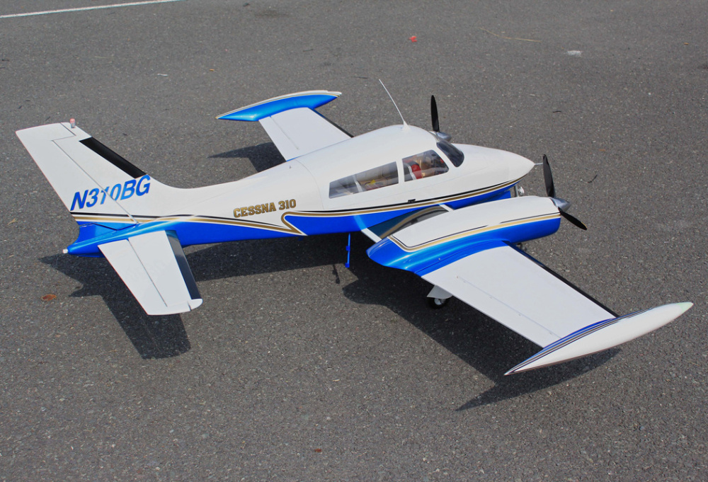 Seagull Giant Cessna 310 Twin Engine 15-20cc 2058mm ARF