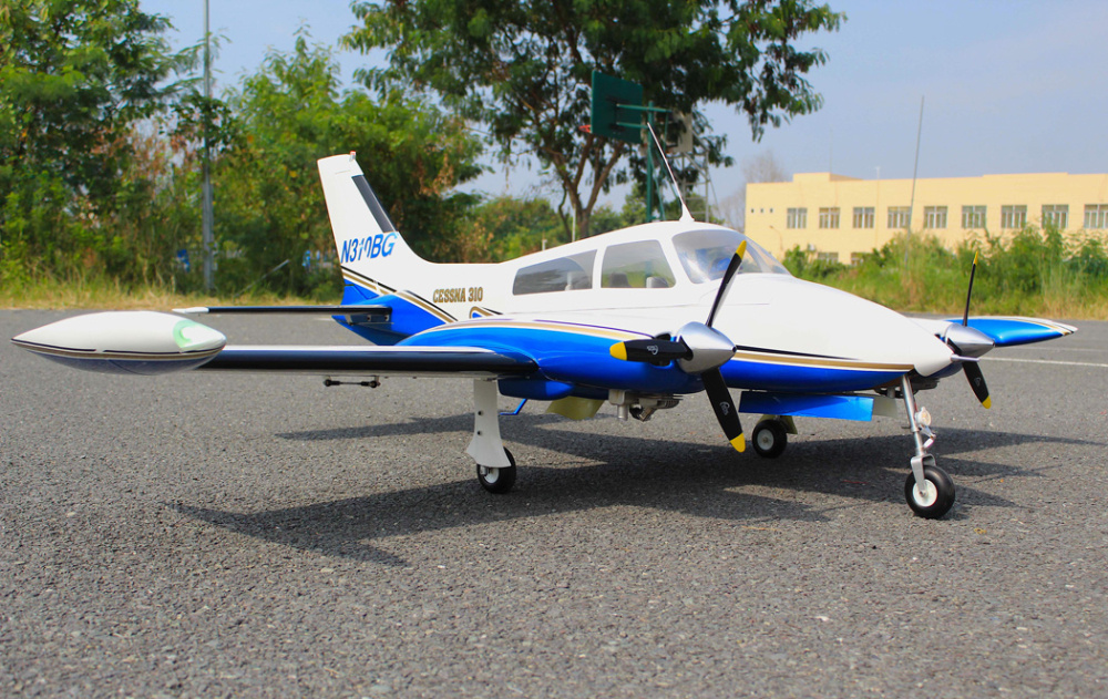 Seagull Giant Cessna 310 Twin Engine 15-20cc 2058mm ARF