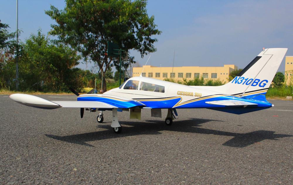 Seagull Giant Cessna 310 Twin Engine 15-20cc 2058mm ARF