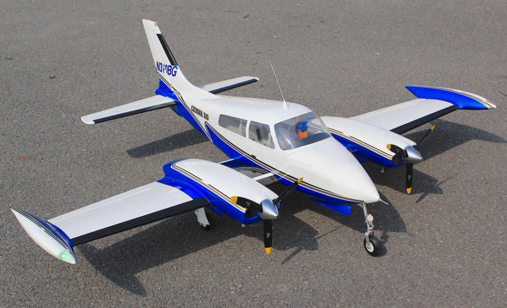 Seagull Giant Cessna 310 Twin Engine 15-20cc 2058mm ARF