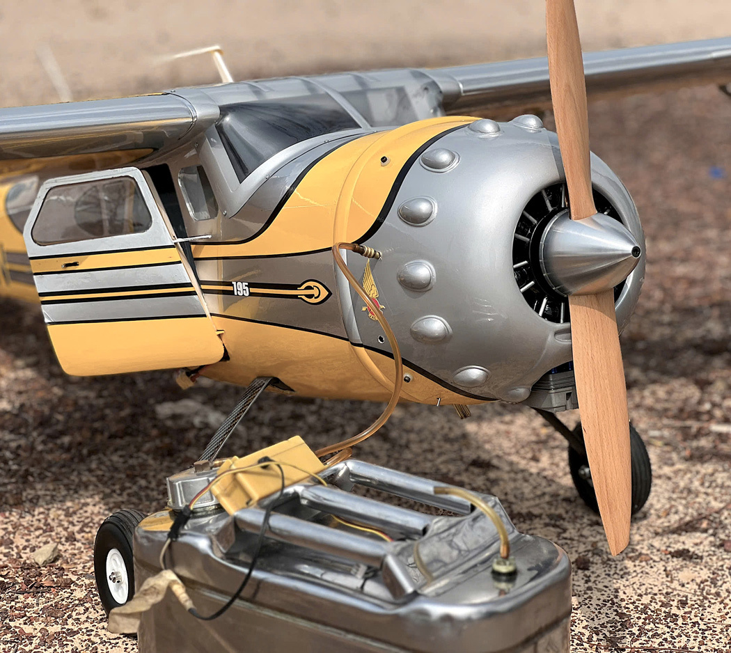 Cessna 195 ARF 2250mm spv 35-50cc