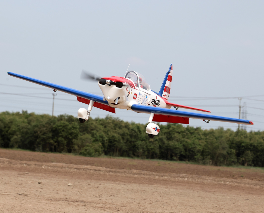 Super Chipmunk Giant 1/4 Scale Pennzoil 2514mm 60-76cc ARF