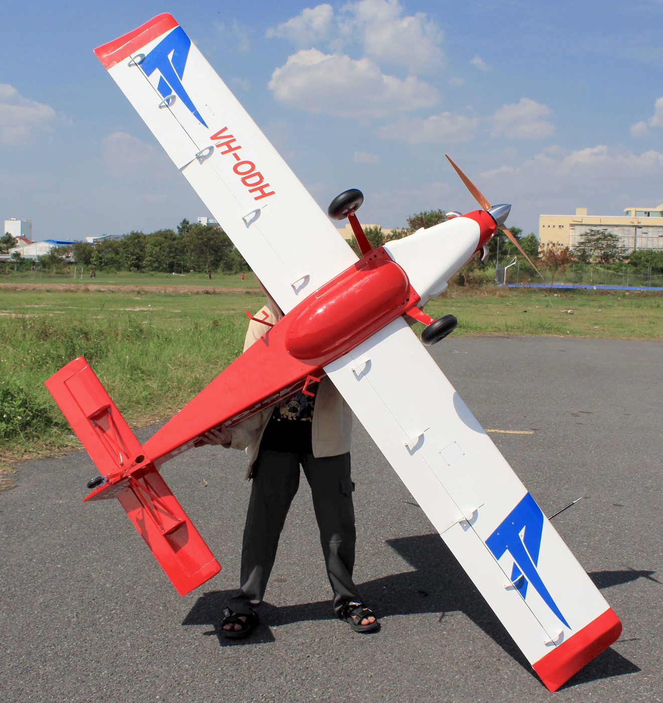 Seagull Air Tractor AT-802A 1/6 300cm ARF 55-60cc Gas