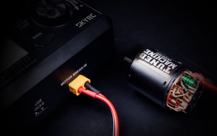 SkyRC NC2500 Laddare NiMH AA/AAA 0,1-2,5A 240AC