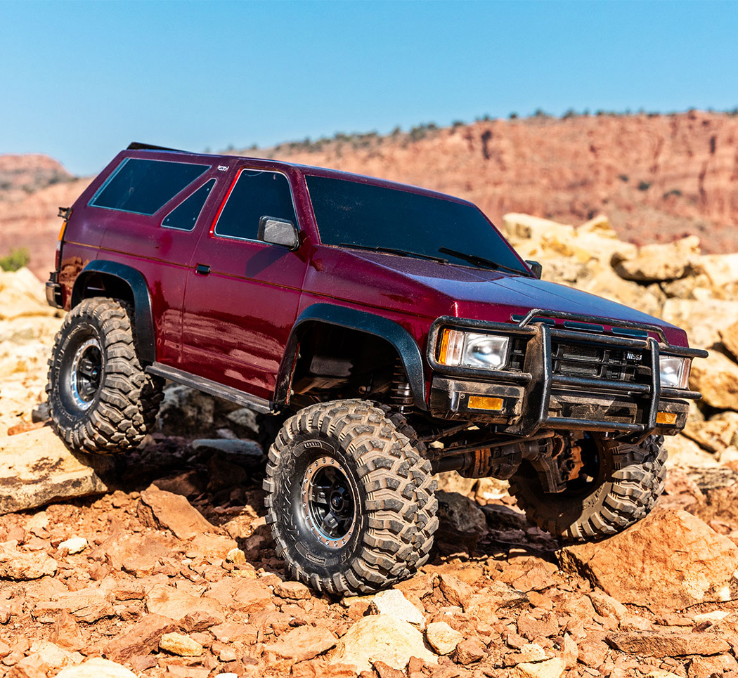 Traxxas TRX-4 Nissan Pathfinder Röd RTR