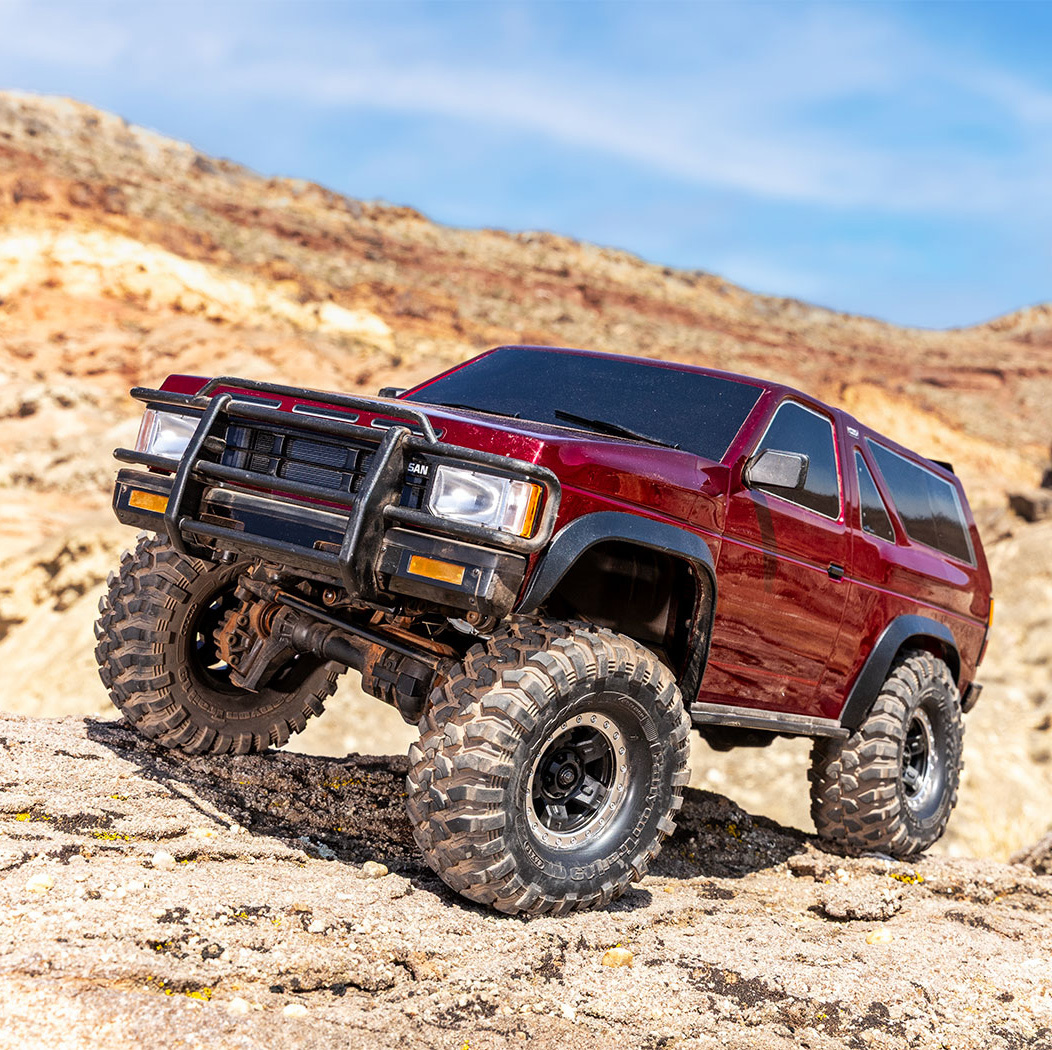 Traxxas TRX-4 Nissan Pathfinder Röd RTR