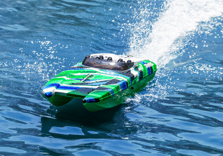 Traxxas DCB M41 Widebody Catamaran Grön