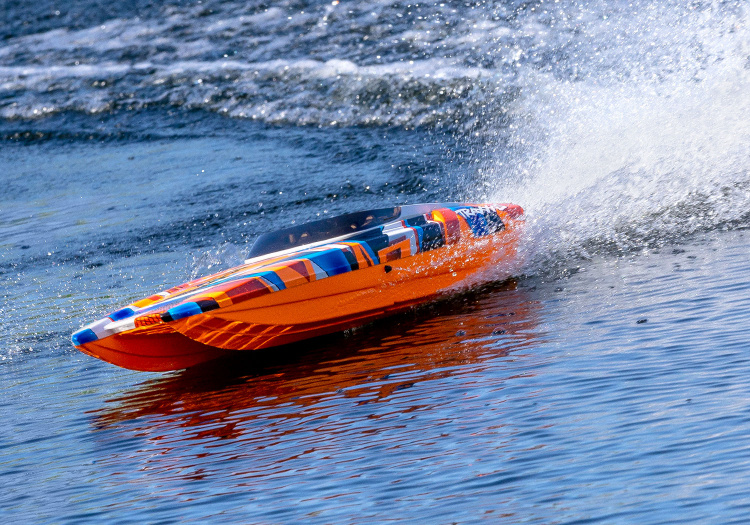 Traxxas DCB M41 Widebody Catamaran Orange