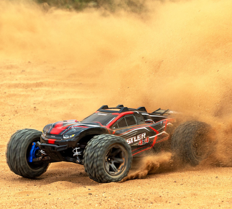 Traxxas Rustler 4WD BL-2s 1/10 Röd