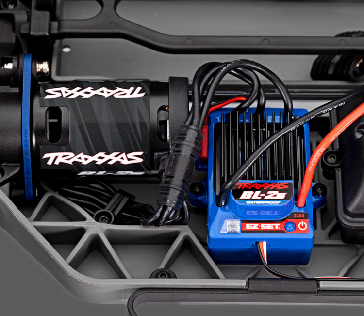 Traxxas Slash 4WD BL-2s 1/10 Röd