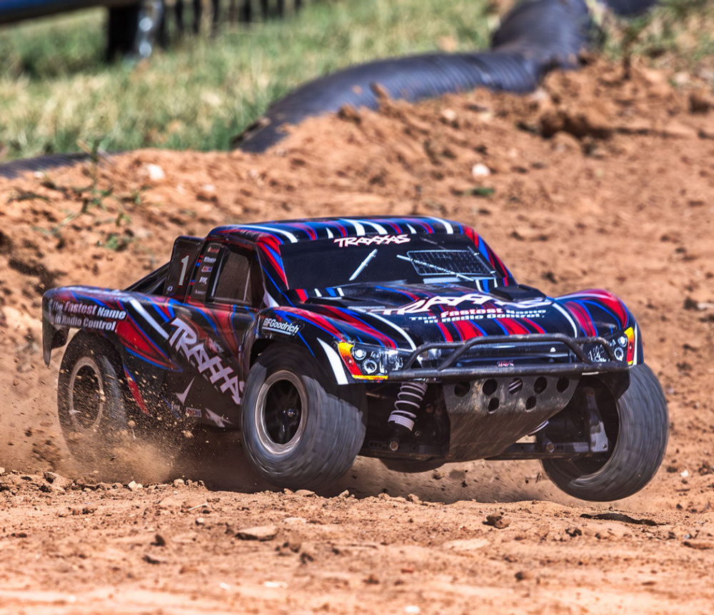 Traxxas Slash 4WD VXL Clipless EHD 1/10 Röd