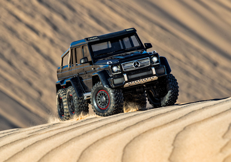 Traxxas TRX-6 Mercedes-Benz G63 AMG 6X6 Clipless Svart
