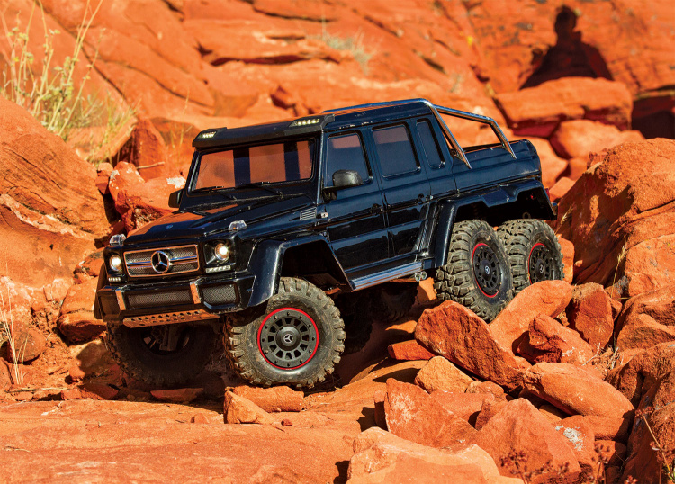 Traxxas TRX-6 Mercedes-Benz G63 AMG 6X6 Clipless Svart