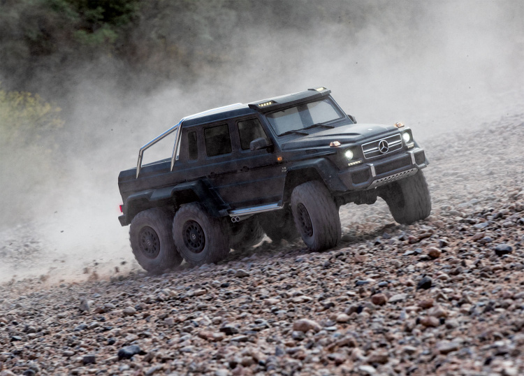 Traxxas TRX-6 Mercedes-Benz G63 AMG 6X6 Clipless Svart