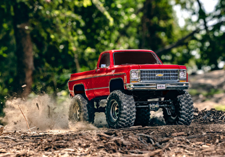 Traxxas TRX-4 Chevrolet K10 High Trail 4WD 1/10 Röd