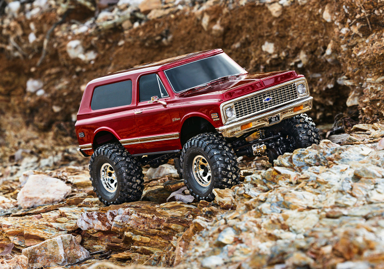 Traxxas TRX-4 1972 Blazer High Trail 4WD 1/10 Röd