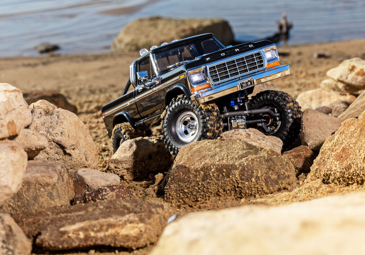 Traxxas TRX-4M Ford F-150 High Trail 4WD 1/18 Svart