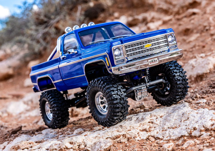 Traxxas TRX-4M Chevrolet K10 High Trail 4WD 1/18 Blå