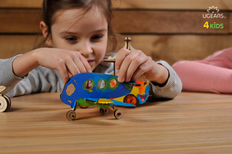 Ugears Flygplan (för barn)